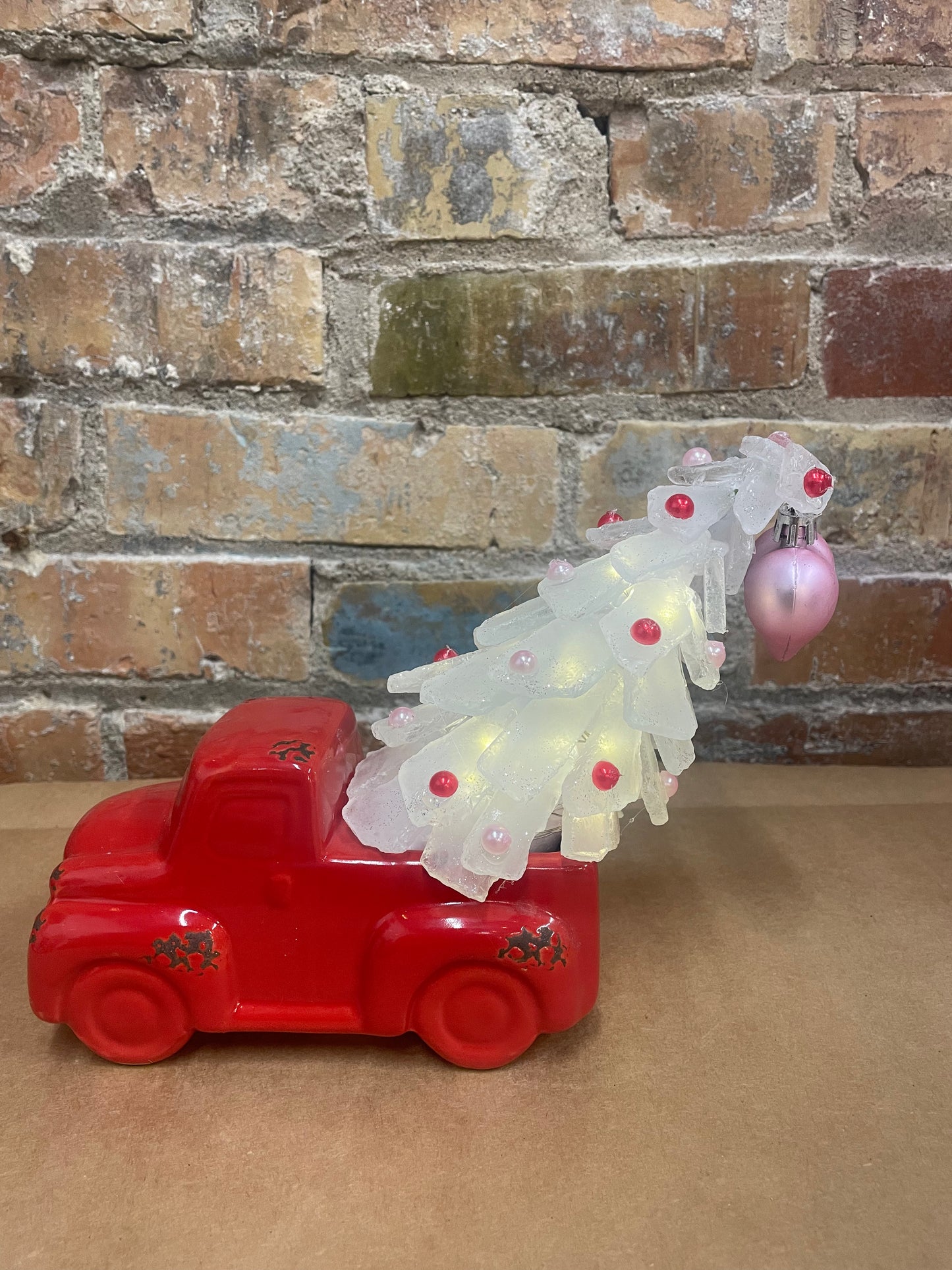 Valentine Truck with Sea Glass Tree Workshop 1/31 6pm