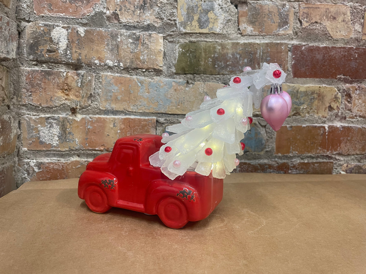 Valentine Truck with Sea Glass Tree Workshop 1/31 6pm